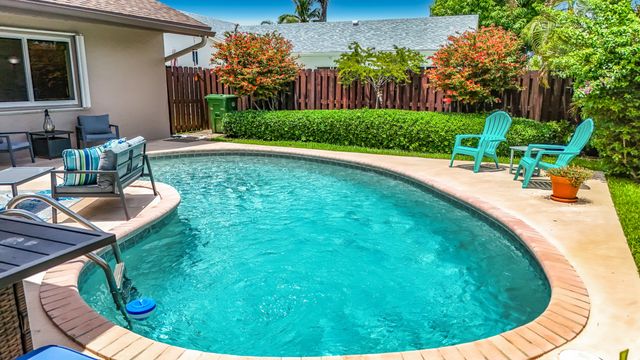 16751 Redwood Way, Weston, FL 33326