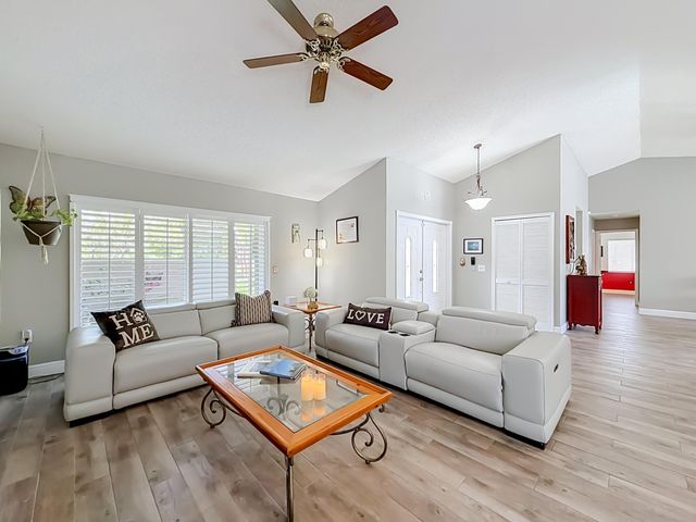16751 Redwood Way, Weston, FL 33326
