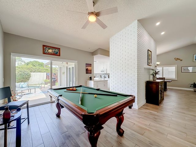 16751 Redwood Way, Weston, FL 33326
