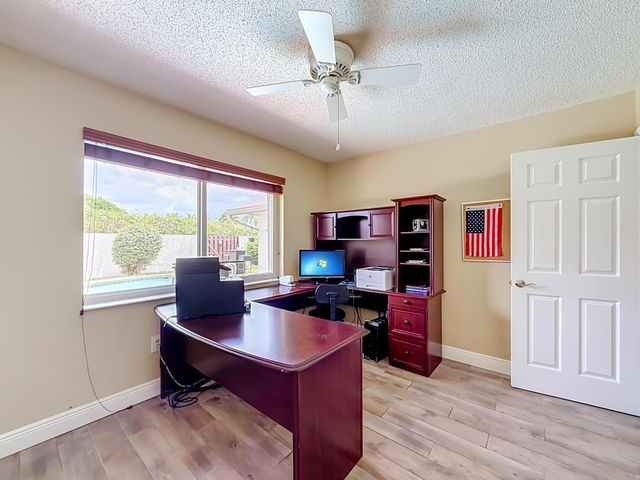 16751 Redwood Way, Weston, FL 33326