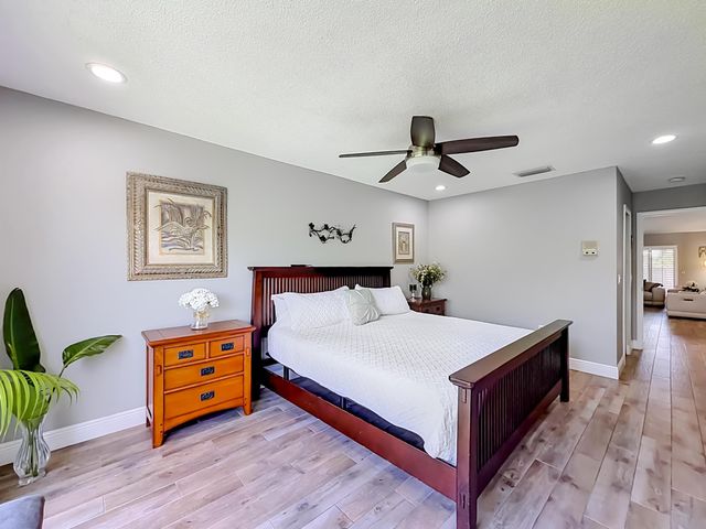16751 Redwood Way, Weston, FL 33326