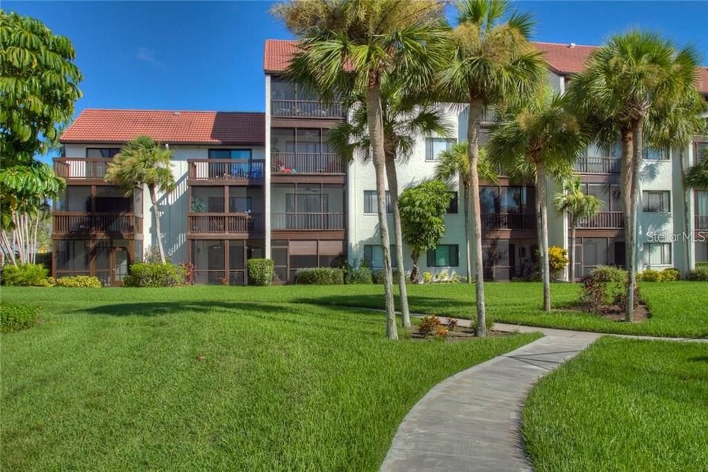1622 STICKNEY POINT ROAD 22-202, Sarasota, FL 34231