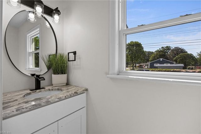 1513 Sagewood DR, Virginia Beach, VA 23455