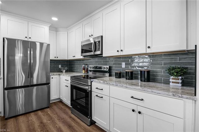 1513 Sagewood DR, Virginia Beach, VA 23455