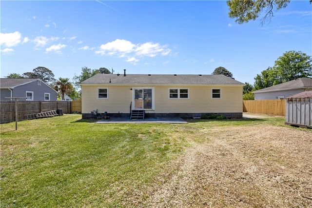 1513 Sagewood DR, Virginia Beach, VA 23455