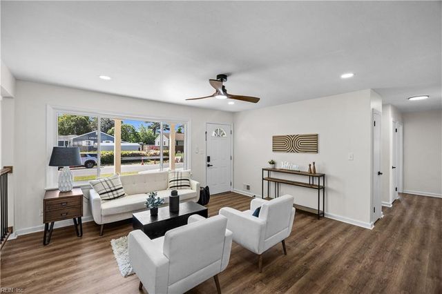 1513 Sagewood DR, Virginia Beach, VA 23455