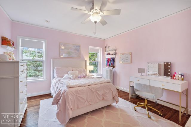 1006 Kensington Avenue, Grosse Pointe Park, MI 48230