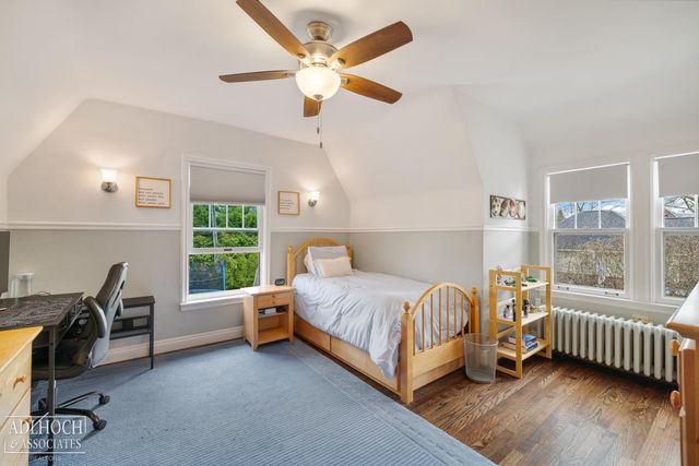 1006 Kensington Avenue, Grosse Pointe Park, MI 48230