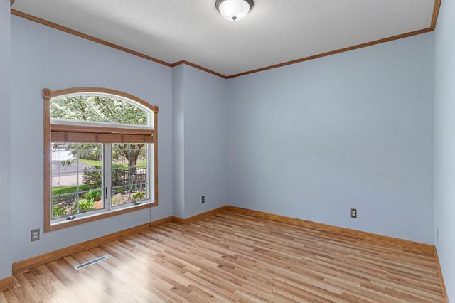 3932 162nd Lane NE, Ham Lake, MN 55304