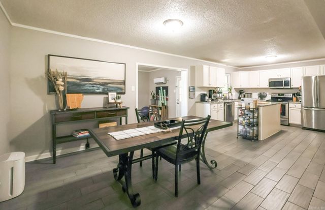 14028 Sardis Rd, Shannon Hills, AR 72103