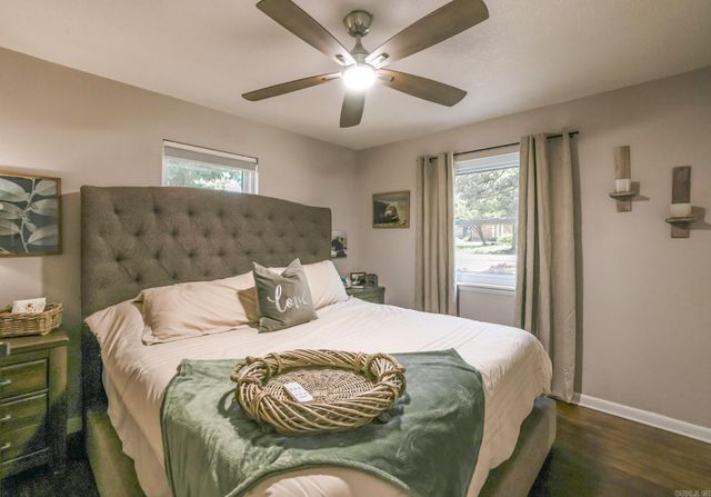 14028 Sardis Rd, Shannon Hills, AR 72103