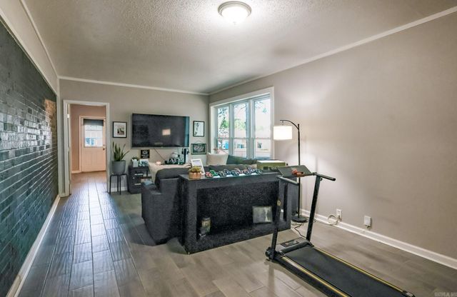 14028 Sardis Rd, Shannon Hills, AR 72103