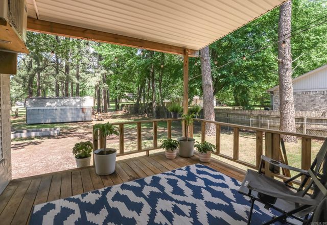 14028 Sardis Rd, Shannon Hills, AR 72103