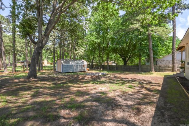 14028 Sardis Rd, Shannon Hills, AR 72103
