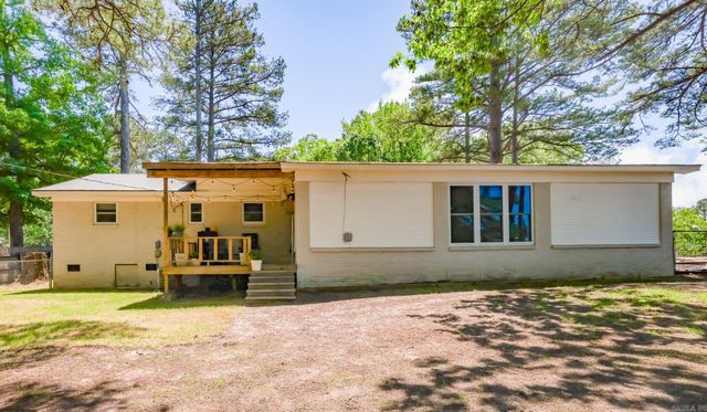 14028 Sardis Rd, Shannon Hills, AR 72103