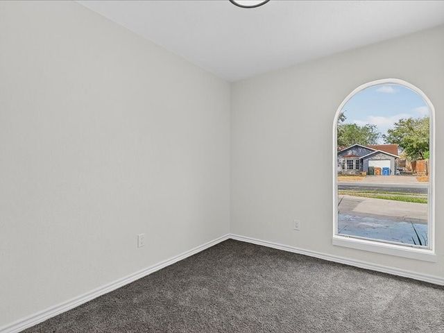 5606 Palo Blanco St, Corpus Christi, TX 78417