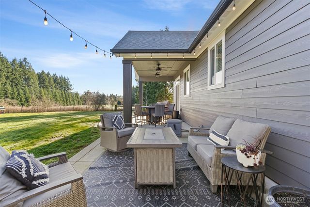 9912 138th Avenue SE, Rainier, WA 98576