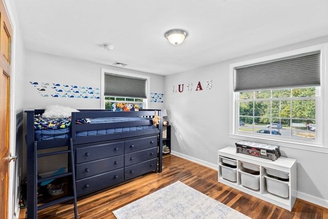129 Chief Justice Cushing Hwy, Hingham, MA 02043