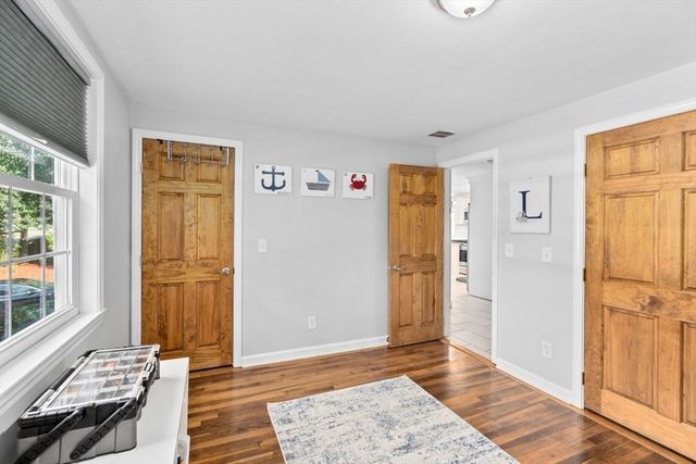 129 Chief Justice Cushing Hwy, Hingham, MA 02043