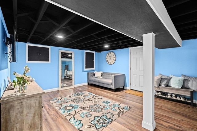 129 Chief Justice Cushing Hwy, Hingham, MA 02043