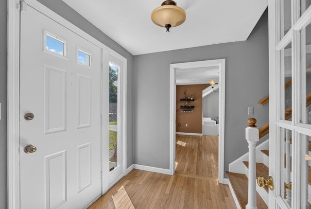 6 Paddock Lane, Dracut, MA 01826