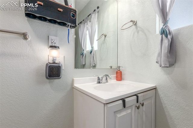 2631 Norwich Avenue, Pueblo, CO 81003