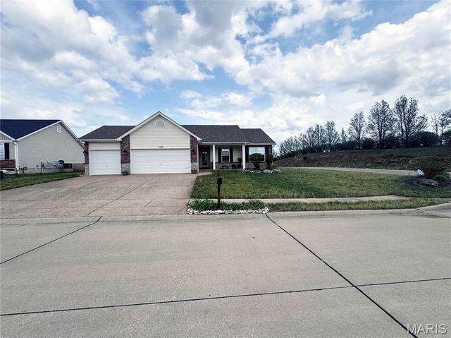 1440 Cortez Drive, Hillsboro, MO 63050