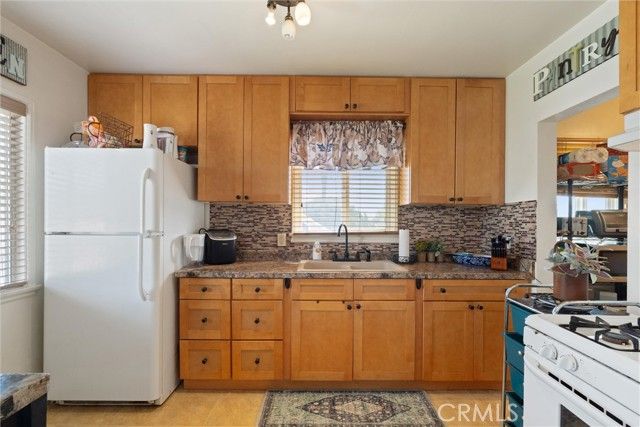 3711 Lemon, Long Beach, CA 90807