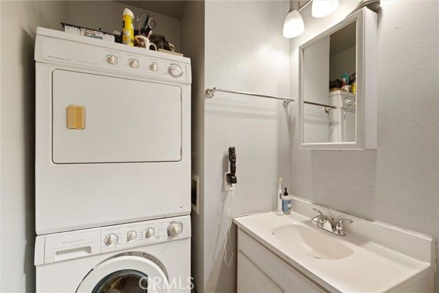 3711 Lemon, Long Beach, CA 90807