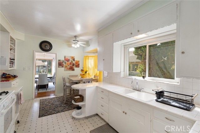 3711 Lemon, Long Beach, CA 90807