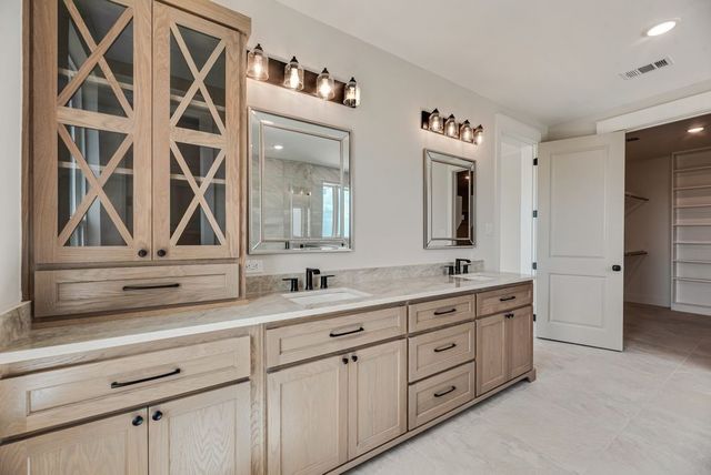 170 Maci Drive, Waxahachie, TX 75167