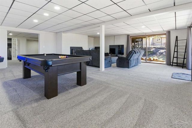 892 S Crooked Tree Lane, Midland, MI 48640