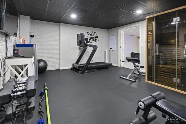 892 S Crooked Tree Lane, Midland, MI 48640