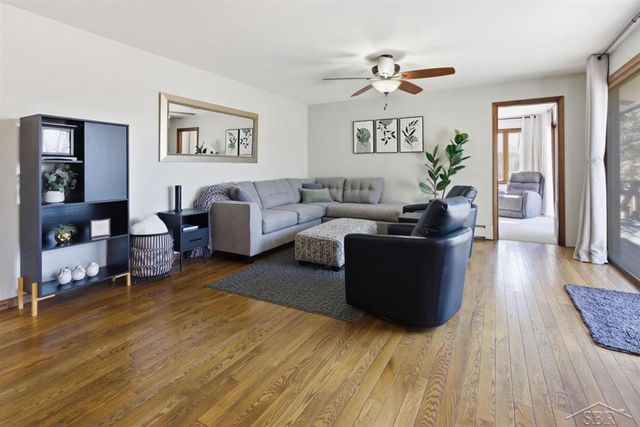 892 S Crooked Tree Lane, Midland, MI 48640