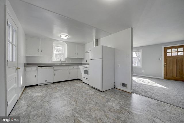 9035 49TH PL, College Park, MD 20740