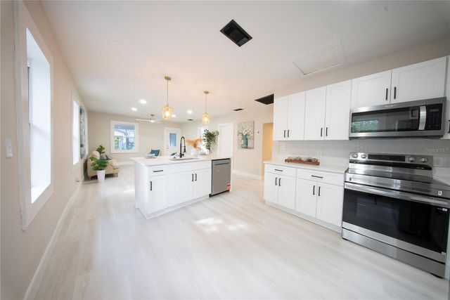 922 E IDA STREET, Tampa, FL 33603