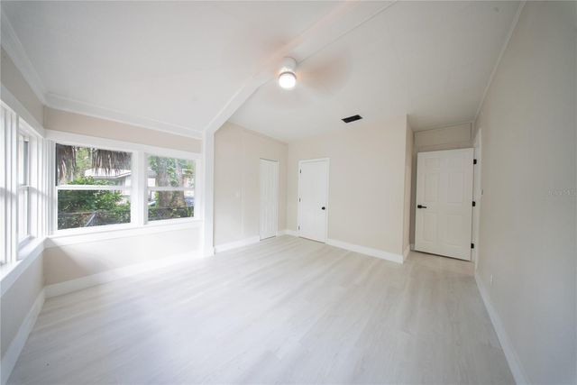 922 E IDA STREET, Tampa, FL 33603