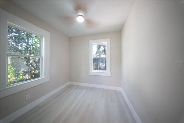 922 E IDA STREET, Tampa, FL 33603