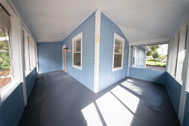 922 E IDA STREET, Tampa, FL 33603