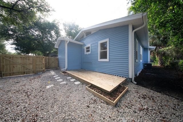 922 E IDA STREET, Tampa, FL 33603