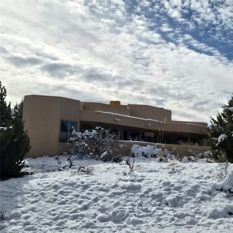 5902 Koorani Street, Cochiti Lake, NM 87083