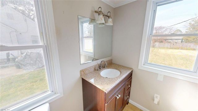 5 Langley AVE, Newport News, VA 23601