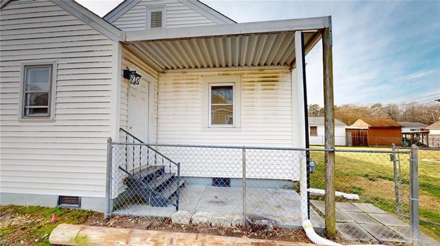 5 Langley AVE, Newport News, VA 23601