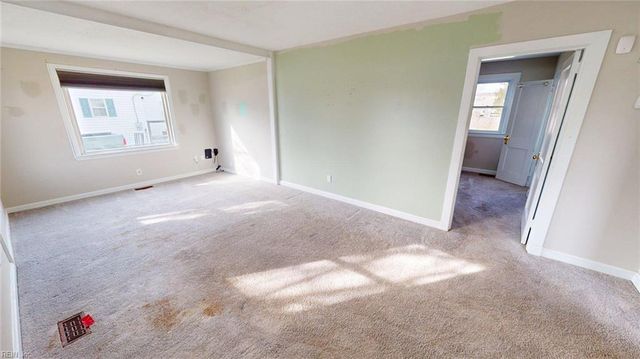 5 Langley AVE, Newport News, VA 23601