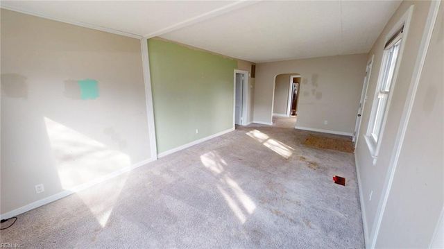 5 Langley AVE, Newport News, VA 23601