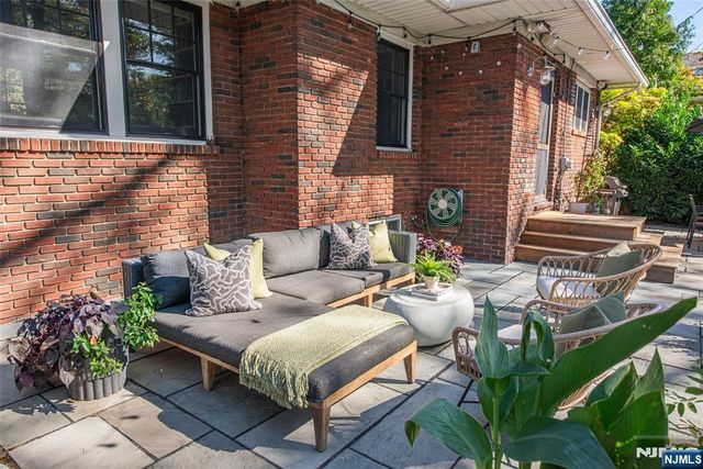 229 Watchung Avenue, Montclair, NJ 07043