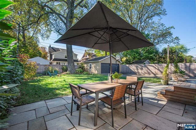 229 Watchung Avenue, Montclair, NJ 07043