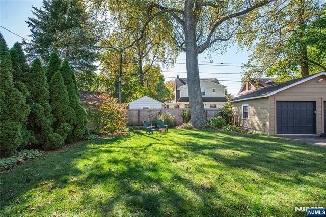 229 Watchung Avenue, Montclair, NJ 07043