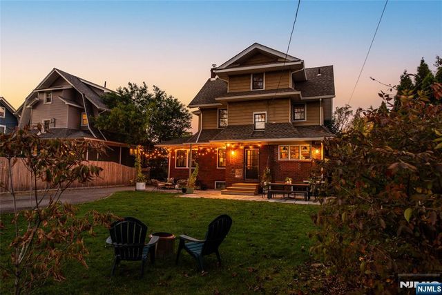 229 Watchung Avenue, Montclair, NJ 07043