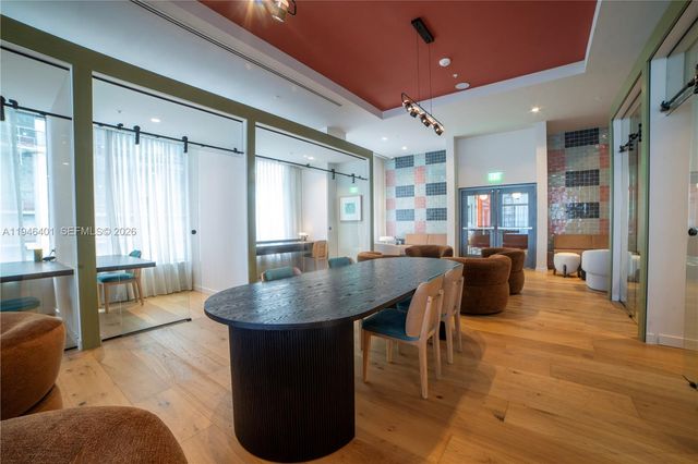 11 NE 6TH 1908, Miami, FL 33132